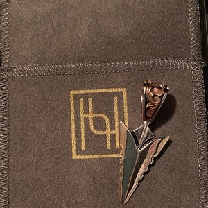 Hyo Silver Arrow Head